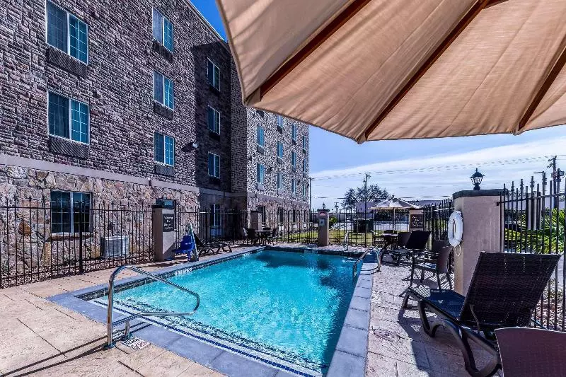 Hotelli Comfort Suites Grand Prairie Arlington North