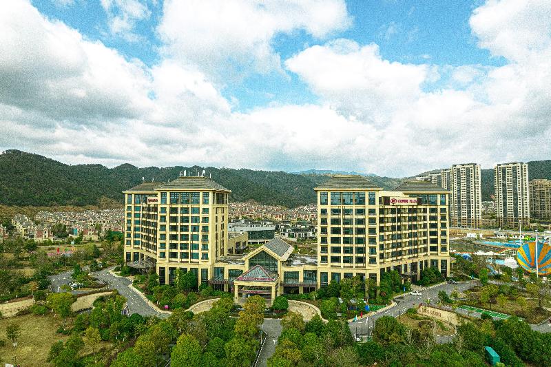 فندق Crowne Plaza Nanchang Wanli By Ihg