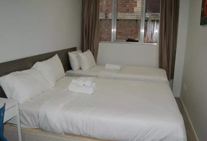 هتل Dixon Residences