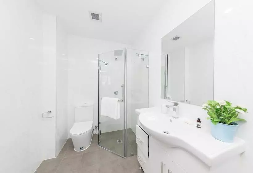 هتل Dixon Residences