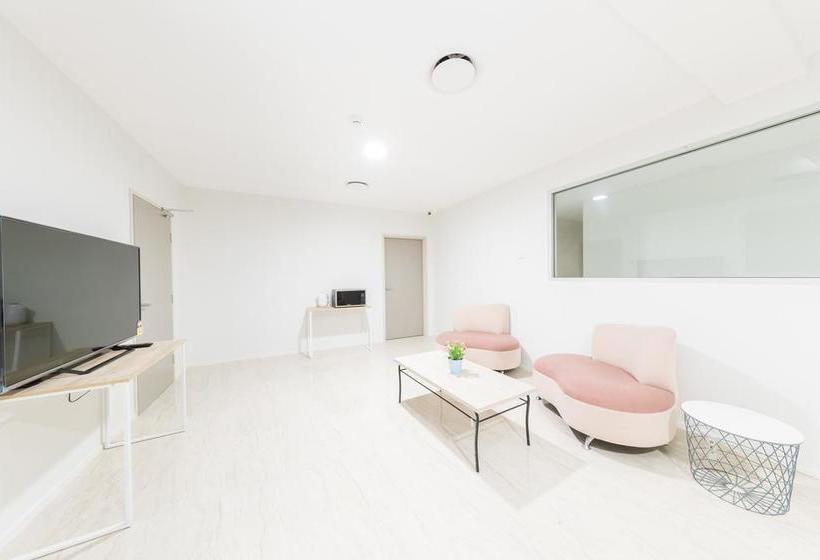 ホテル Dixon Residences