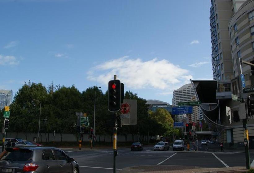 ホテル Dixon Residences