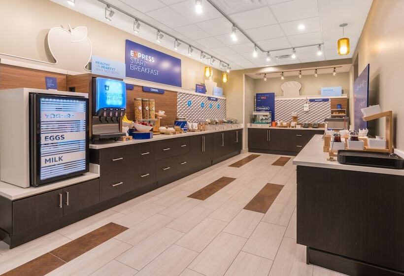 فندق Holiday Inn Express & Suites Lake Havasu   London Bridge, An Ihg