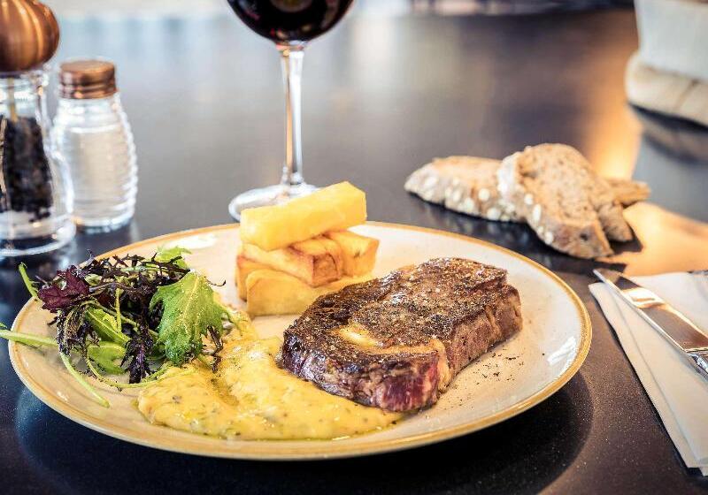 ホテル Hôtel Mercure Paris Gennevilliers