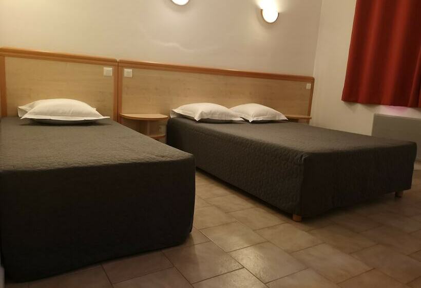 ホテル Hôtel Sant Andria