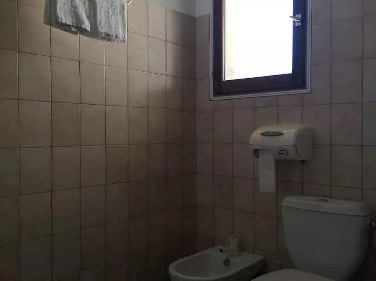 هتل Hôtel Sant Andria