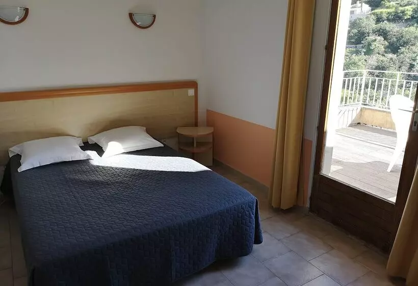 هتل Hôtel Sant Andria