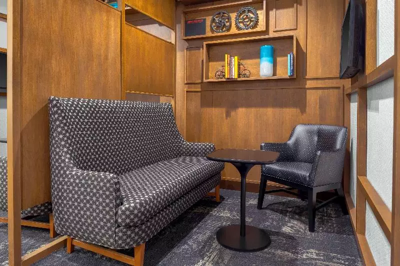 هتل Hyatt Place Athens/downtown