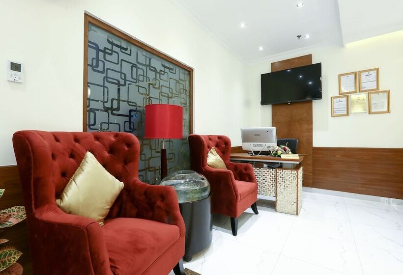 هتل La Villa Suites