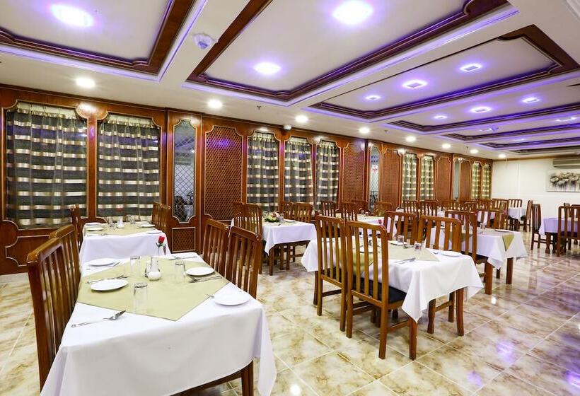 هتل La Villa Suites