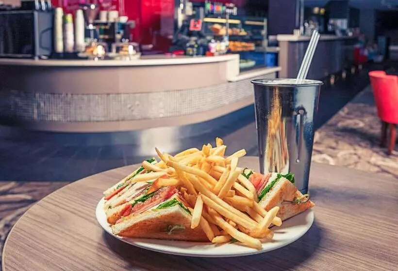 ホテル Mercure Orange