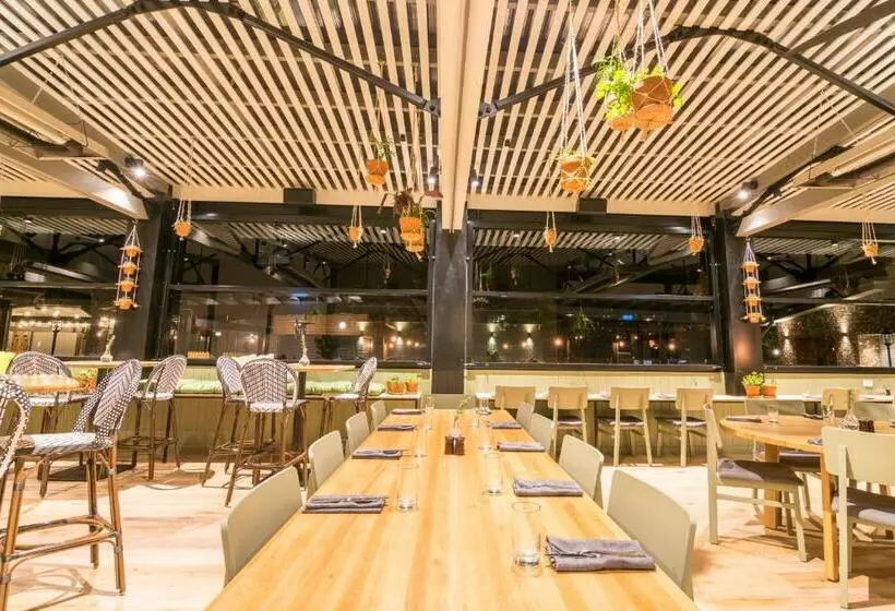 ホテル Mercure Orange