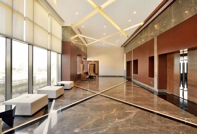 ホテル Radisson Blu Pune Hinjawadi
