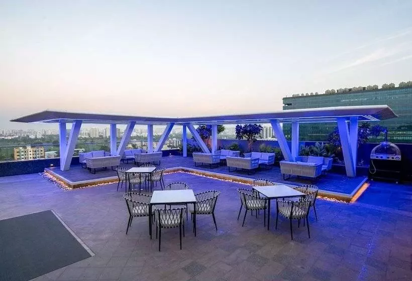 ホテル Radisson Blu Pune Hinjawadi
