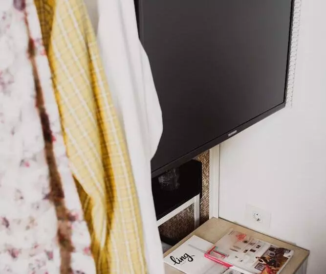 هتل Room Select Sol