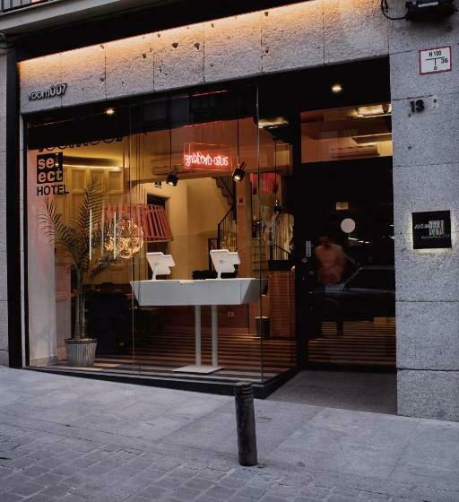 هتل Room Select Sol