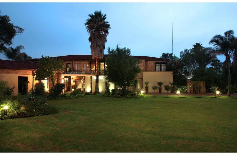 בית מלון כפרי The Destiny