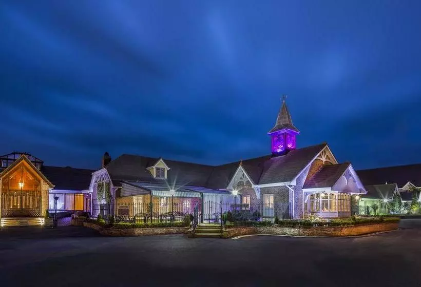 Treacys Oakwood Hotel, Shannon