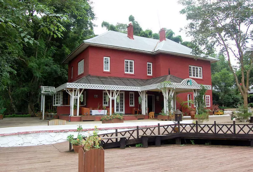 Kandawgyi Hill Resort