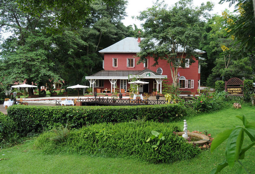 Kandawgyi Hill Resort