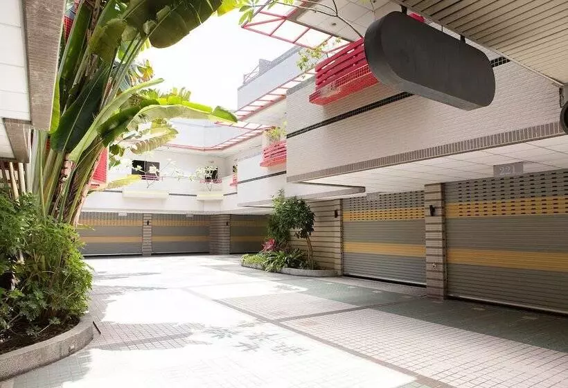 Royal Group Motel Wu Yin Branch