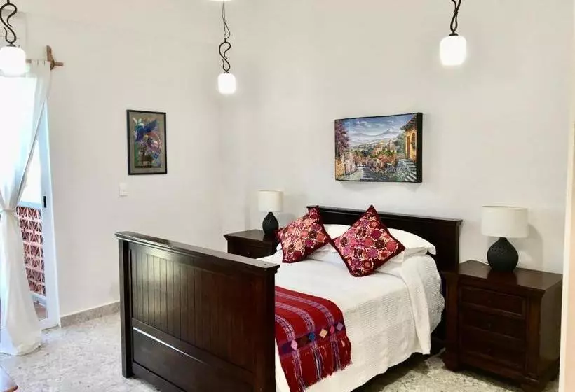 هاستل Casa Paloma Blanca