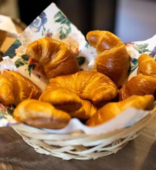 Aamiaismajoitus (B&B) Haus Rose