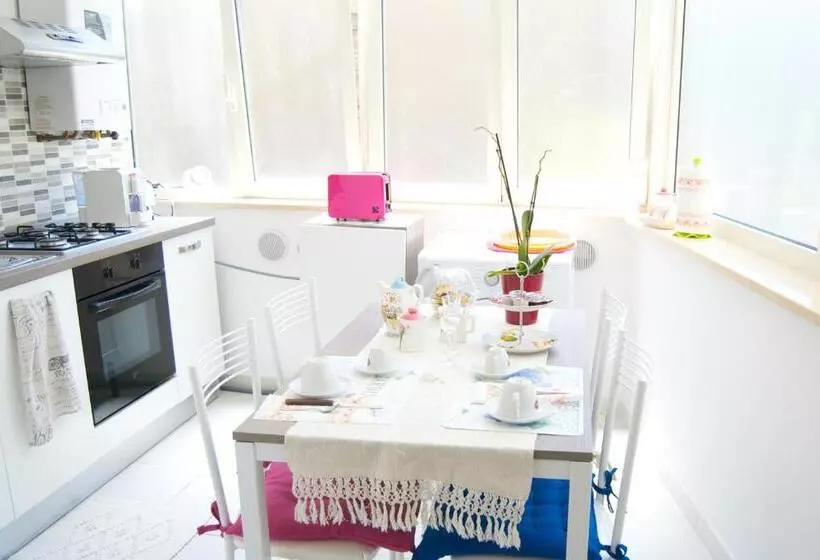 تختخواب و صبحانه Suites Rome