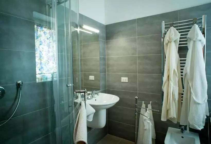 تختخواب و صبحانه Suites Rome