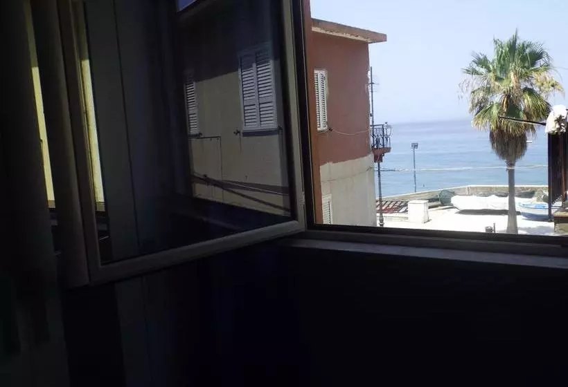 ベッドアンドブレックファースト Veranda Sul Mare