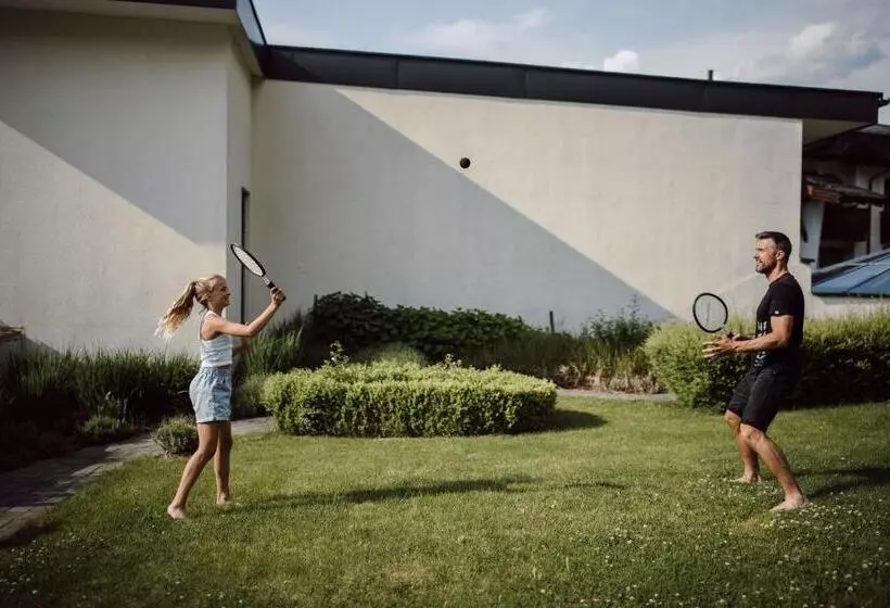 ホテル Alpina Alpendorf