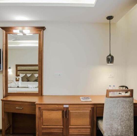 فندق Dass Continental