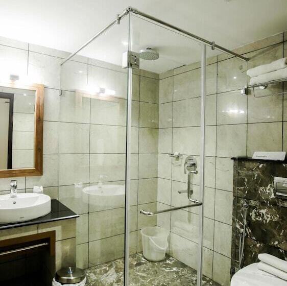 فندق Dass Continental