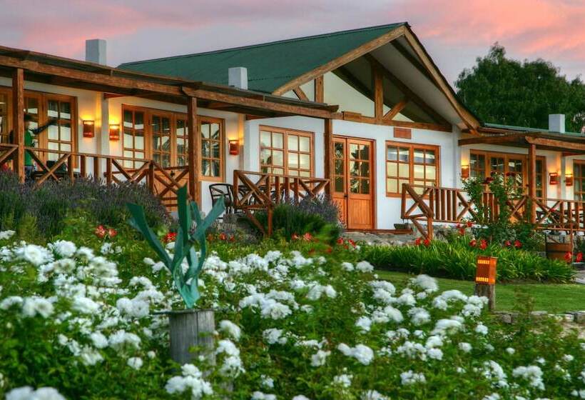 בית מלון כפרי Hacienda Santa Cristina