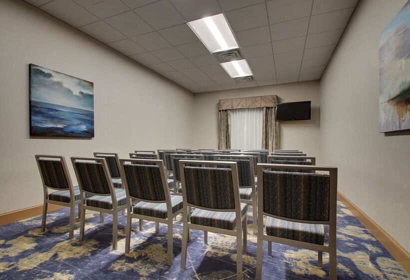 فندق Hampton Inn Sneads Ferry North Topsail Beach