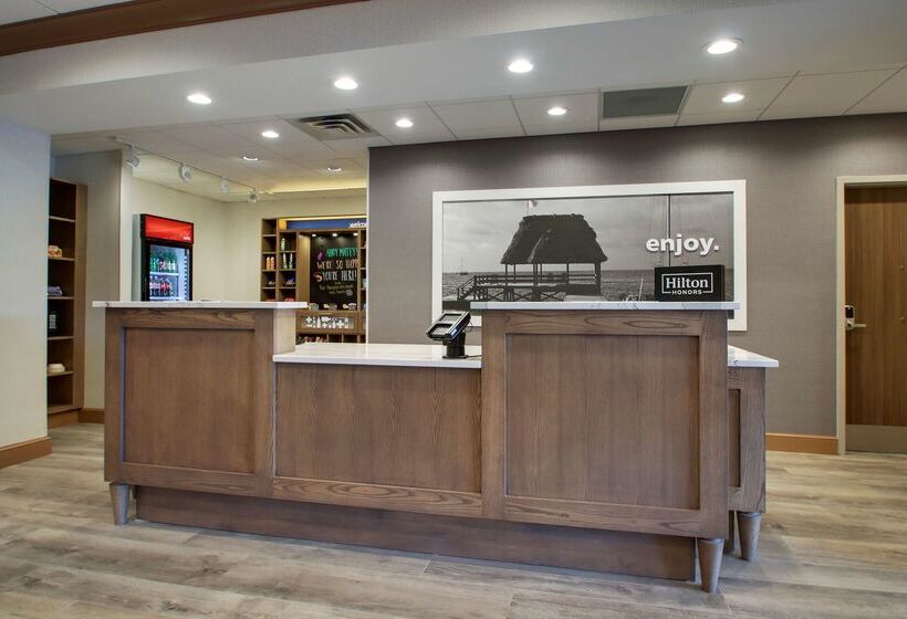 فندق Hampton Inn Sneads Ferry North Topsail Beach