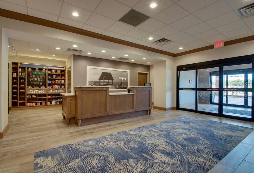 فندق Hampton Inn Sneads Ferry North Topsail Beach