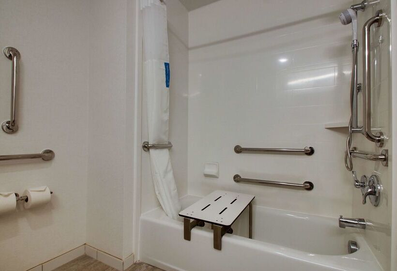 فندق Hampton Inn Sneads Ferry North Topsail Beach