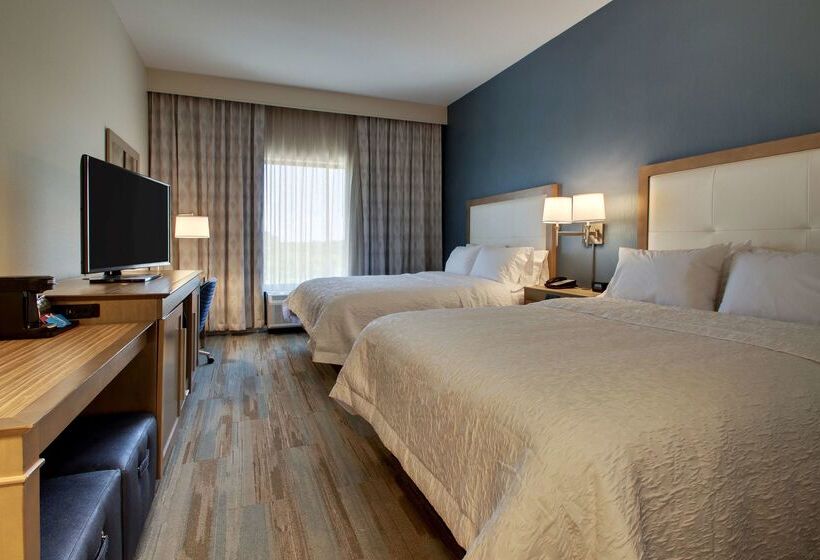 فندق Hampton Inn Sneads Ferry North Topsail Beach
