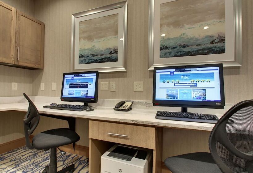 فندق Hampton Inn Sneads Ferry North Topsail Beach