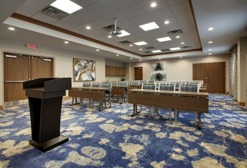 فندق Hampton Inn Sneads Ferry North Topsail Beach