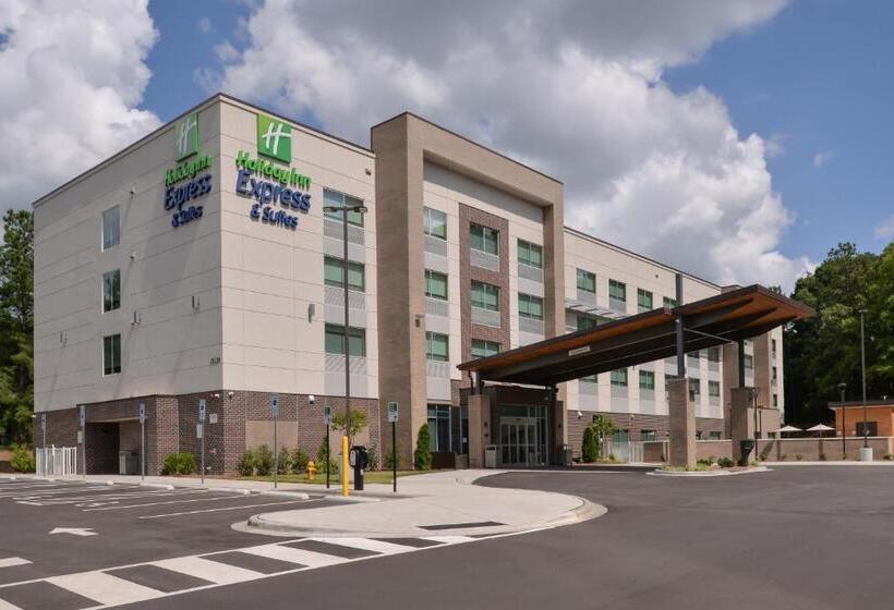هتل Holiday Inn Express & Suites Charlotte Ballantyne, An Ihg