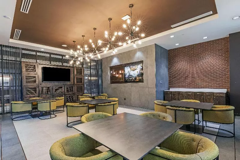 Hotelli Indigo Tulsa Dwtn/entertainment Area