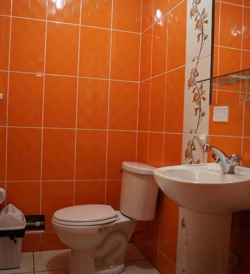 هتل Los Gladiolos