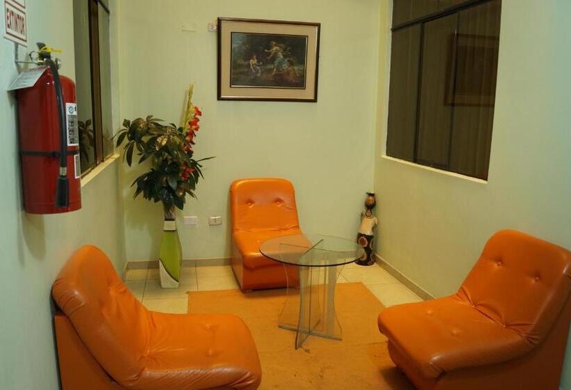 هتل Los Gladiolos