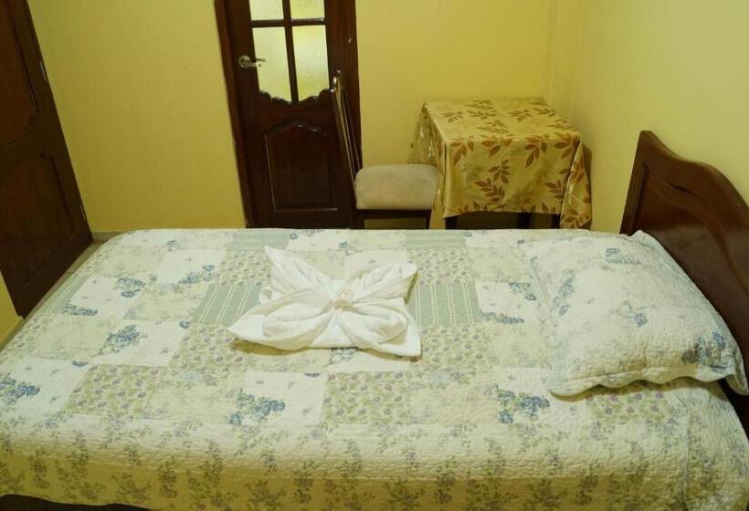 هتل Los Gladiolos