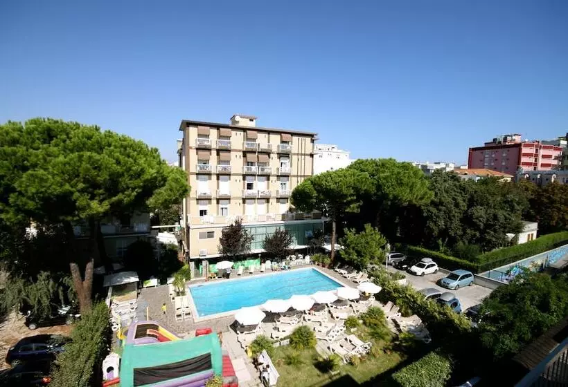Lotus Hotel All Inclusive & Spiaggia