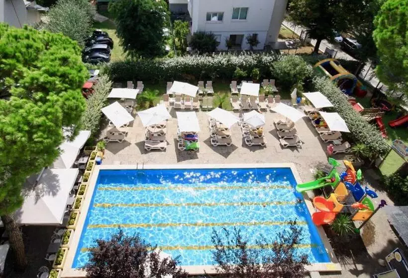 Lotus Hotel All Inclusive & Spiaggia