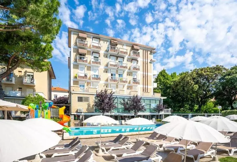 Lotus Hotel All Inclusive & Spiaggia