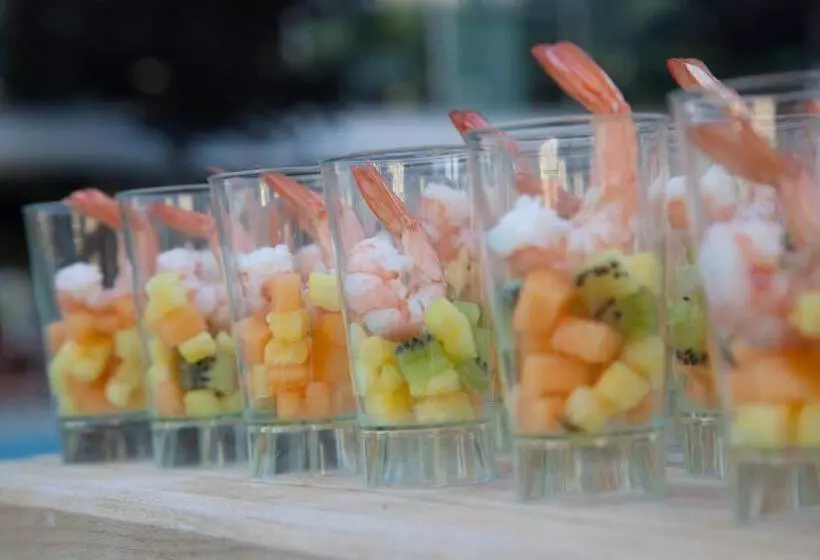 Lotus Hotel All Inclusive & Spiaggia